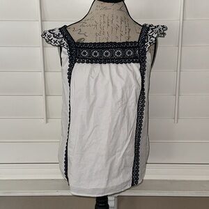 Point Sur eyelet trim top